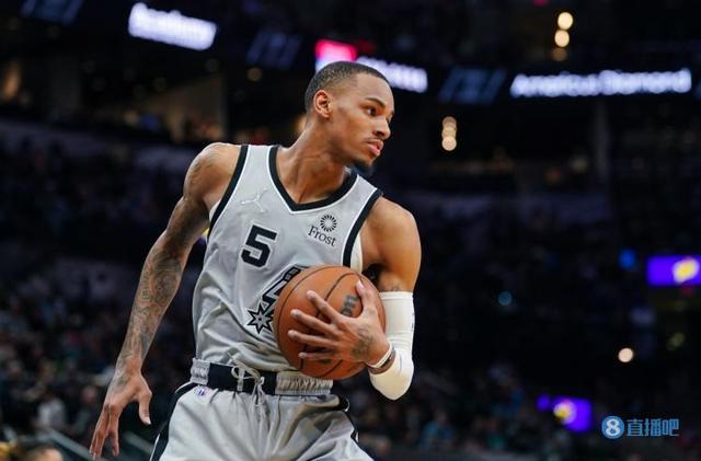 也在团队配 也在团队配